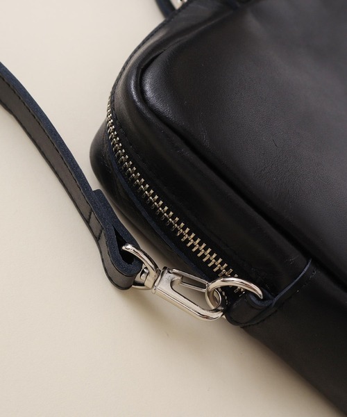 I am I in fact...(アイアムアイインファクト)の「ICY document 2way bag(ショルダーバッグ・レディース・ブラック・FREE)」の18枚目の写真