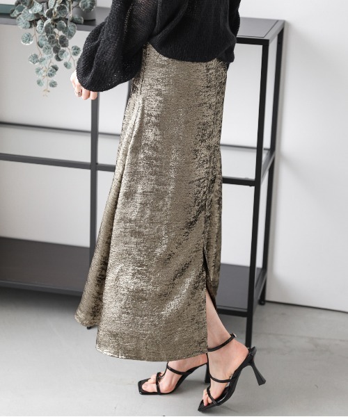 AMELY（エミリー）の「メタリックロングスカート（スカート・レディース・シルバー/ゴールド・フリー）」の7枚目の写真