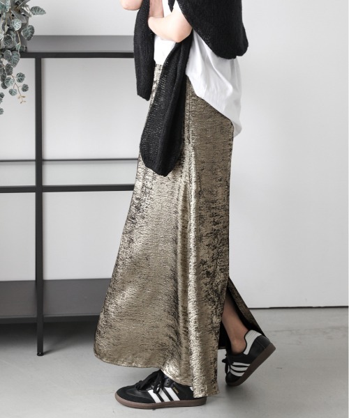 AMELY（エミリー）の「メタリックロングスカート（スカート・レディース・シルバー/ゴールド・フリー）」の11枚目の写真