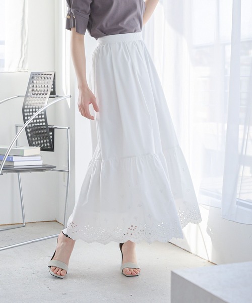 Andemiu(アンデミュウ)の「オリジナルシシュウスカート451817(スカート・レディース・ブラック/オフホワイト・FREE)」の15枚目の写真