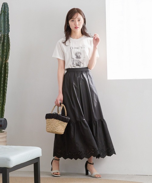 Andemiu(アンデミュウ)の「オリジナルシシュウスカート451817(スカート・レディース・ブラック/オフホワイト・FREE)」の14枚目の写真