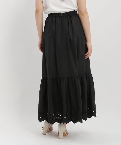 Andemiu(アンデミュウ)の「オリジナルシシュウスカート451817(スカート・レディース・ブラック/オフホワイト・FREE)」の8枚目の写真