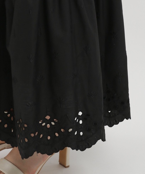 Andemiu(アンデミュウ)の「オリジナルシシュウスカート451817(スカート・レディース・ブラック/オフホワイト・FREE)」の6枚目の写真