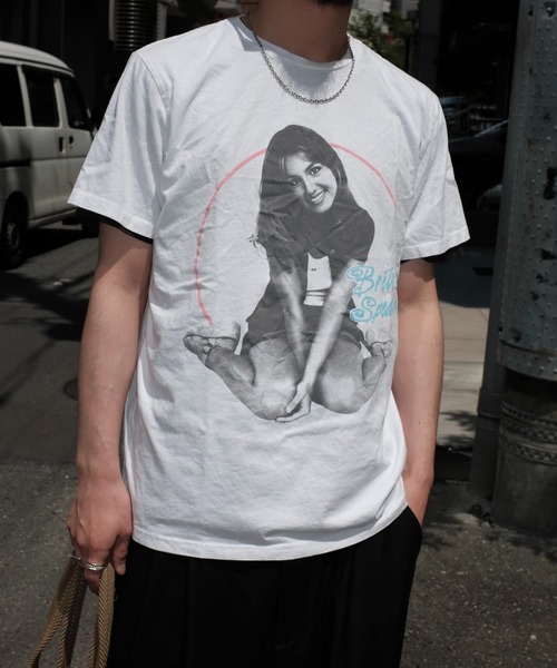 THRIFTY LOOK(スリフティールック)の「THRIFTY LOOK スリフティルック / "BRITNEY SPEARS"TEE ブリトニースピアーズ(Tシャツ/カットソー・メンズ・ホワイト・MEDIUM/LARGE/X-LARGE)」の7枚目の写真