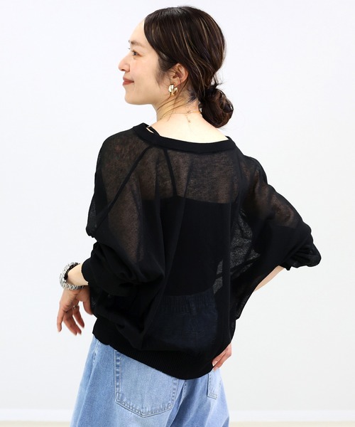 Aletta vita(アレッタビータ)の「シアー2WAYドルマンカーディガン(カーディガン/ボレロ・レディース・ブラック/グレイッシュベージュ/オフホワイト/グリーン・FREE)」の18枚目の写真