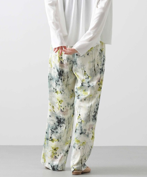 Gready Brilliant（グレディブリリアン）の「ぼかしフラワーイージーパンツ（その他パンツ・レディース・グリーン系・FREE）」の15枚目の写真