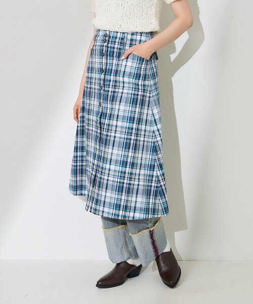 FREAK'S STORE（フリークスストア）の「NAUTICA JEANS CO./ノーティカジーンズカンパニー フロントボタンチェックスカート（スカート・レディース・ピンク/ネイビー・ﾌﾘ-）」の2枚目の写真