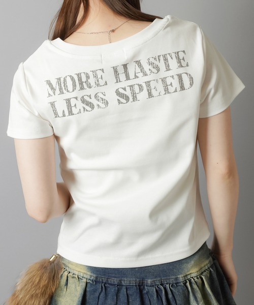 SPINNS（スピンズ）の「【デコルテを見せるのが、ギャルではマスト】平成ギャルTシャツ/Vネッククロスロゴ（Tシャツ/カットソー・レディース・オフホワイト/ブラック/ピンク系その他・ONESIZE）」の11枚目の写真