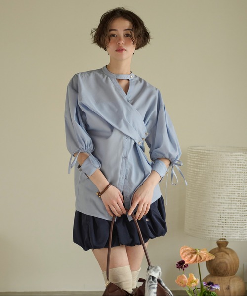 loin nuit（ロワンニュイ）の「asymmetry ribbon shirt