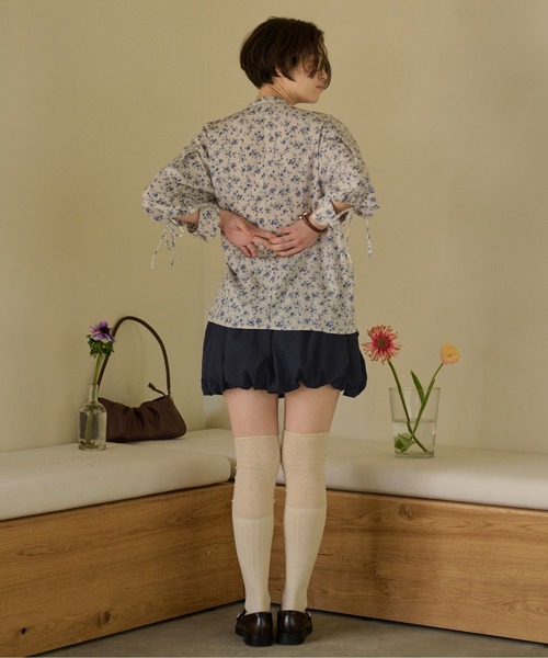 loin nuit（ロワンニュイ）の「asymmetry ribbon shirt