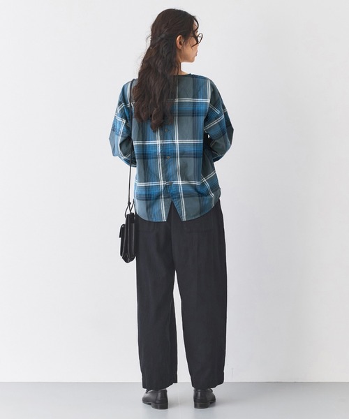 and myera(アンド マイラ)の「and myera 綿麻のワイドパンツ(その他パンツ・レディース・ブラック・M/L/S)」の7枚目の写真