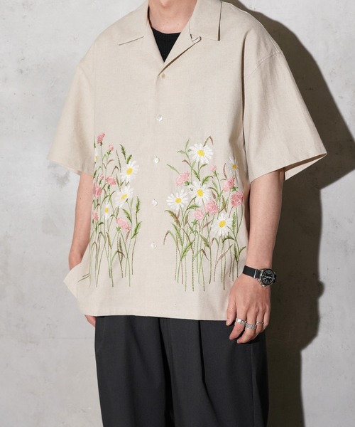 superNova.(スーパーノヴァ)の「superNova. / スーパーノヴァ Aloha shirt - Flower garden embroidery コットンリネン 刺しゅう アロハシャツ(シャツ/ブラウス・メンズ・ナチュラル/ホワイト・MEDIUM/SMALL)」の2枚目の写真