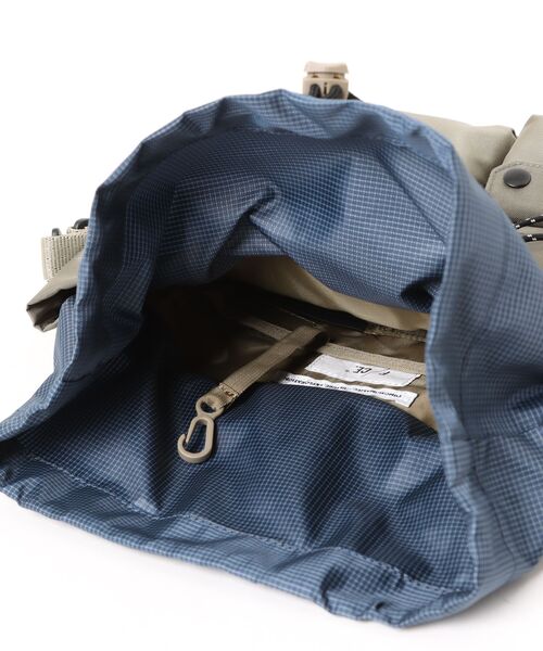F/CE. (エフシーイー)の「F/CE./エフシーイー 420 re/cor TACTICAL 2WAY DRAWSTRING 7L(ショルダーバッグ・メンズ・ミント/セージグリーン/ブラック・FREE)」の9枚目の写真