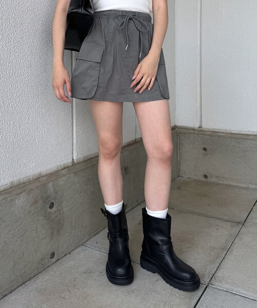 mline（エムライン）の「[mline]ミリタリーカーゴスカート（スカート・レディース・チャコールグレー/ベージュ/カーキ・SMALL/MEDIUM）」の5枚目の写真
