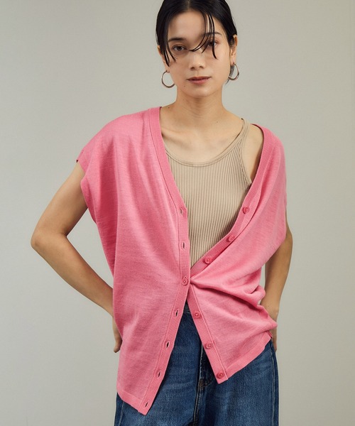 SALON adam et rope'（サロン アダム エ ロペ）の「リネンニットベスト2WAYカーディガン［ドライタッチ・洗える］（カーディガン/ボレロ・レディース・カーキ/ブラック/オフホワイト/ブルー/ピンク・FREE）」の5枚目の写真