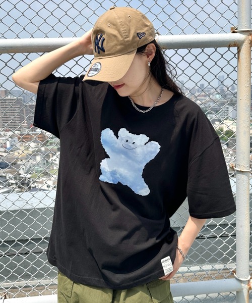GRAVER OF ANAHEIM(グレイバーオブアナハイム)の「【日本未発売】GRAVER(グレーバー)/実写プリント ベア スマイル 半袖 Tシャツ/Big Cloud Bear Smile Short Sleeve T-shirt(Tシャツ/カットソー・レディース・ブラック/ホワイト/ネイビー・M/L/XL)」の11枚目の写真