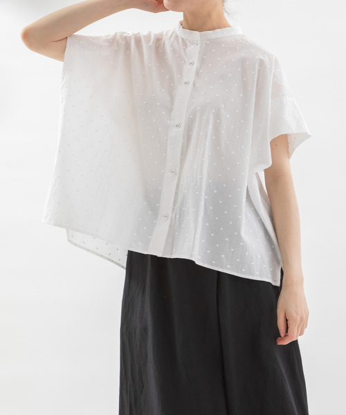 nop de nod(ノップドゥノッド)の「Cielタックショルダースタンドカラーシャツ(シャツ/ブラウス・レディース・ブラック/オフホワイト/ネイビー/ダークブルー・M)」の2枚目の写真