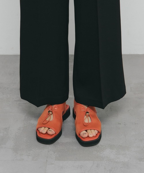 KBF（ケイビーエフ）の「カットデザインフラットサンダル（サンダル・レディース・ブラック/ベージュ/オレンジ・36/38/37）」の10枚目の写真