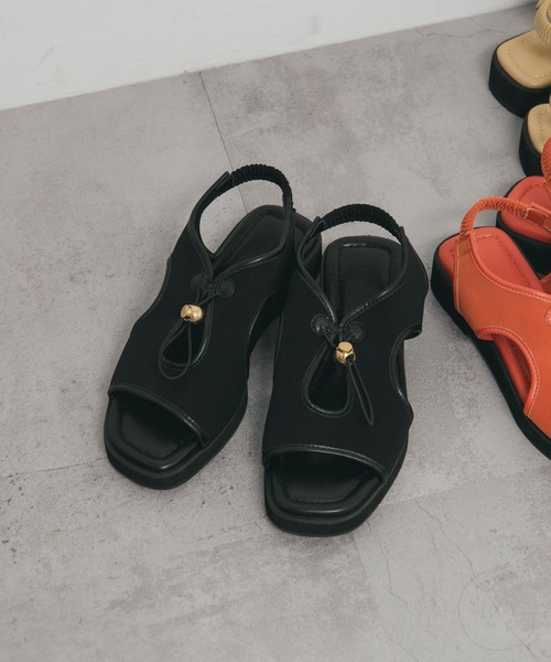 KBF（ケイビーエフ）の「カットデザインフラットサンダル（サンダル・レディース・ブラック/ベージュ/オレンジ・36/38/37）」の20枚目の写真