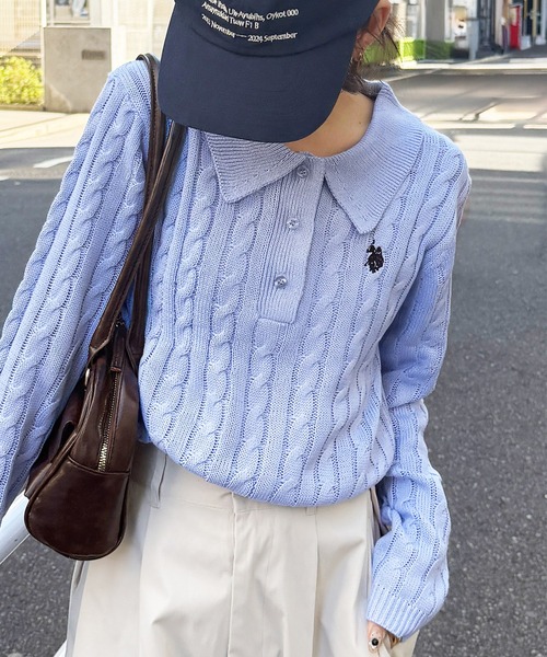 U.S. POLO ASSN.（ユーエスポロアッスン）の「［26SS新色追加］RANAN/solleim別注【U.S.POLO ASSN.】刺繍長袖ケーブルポロニット（ニット/セーター・レディース・アイボリー/ブラック/グレー/ネイビー/ブルー/ピンク・M/L/LL）」の5枚目の写真