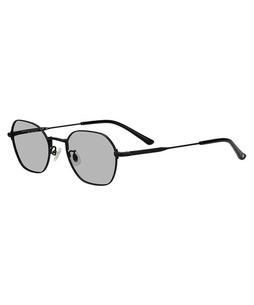 【美品】Zoff × GDC ブラック 度なし調光サングラス WEB限定】Zoff｜GDC ウェリントン型 調光サングラス｜紫外線で色が