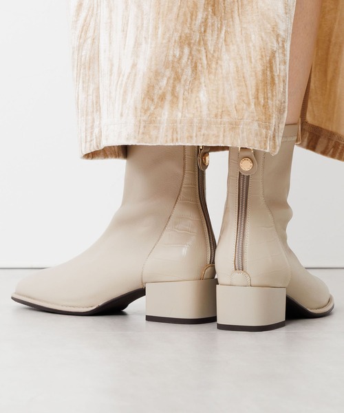 HIMIKO（ヒミコ）の「【HIMIKO】【撥水】型押しコンビストレッチブーツ/651420（ブーツ・レディース・ブラウン/ブラック/アイボリー/カーキ・21.5cm/23.0cm/25.5cm/26.0cm/22.0cm/22.5cm/23.5cm/24.0cm/24.5cm/25.0cm/26.5cm）」の17枚目の写真