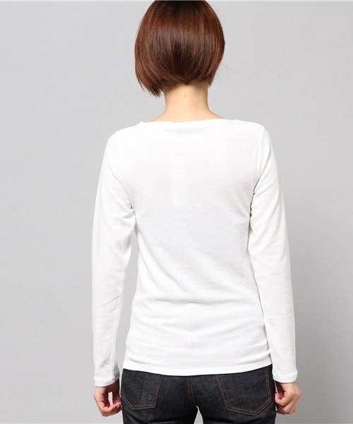AZUL by moussy（アズールバイマウジー）の「タックフライス ボートN長袖PO（Tシャツ/カットソー・レディース・ブラック/オフホワイト・MEDIUM/SMALL/LARGE）」の5枚目の写真