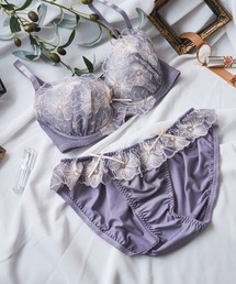 Dolce Fiora（ドルチェフィオラ）の「【痛くなりにくいやわらかワイヤー】ブラジャー＆ショーツセット（ブラ&ショーツ）」