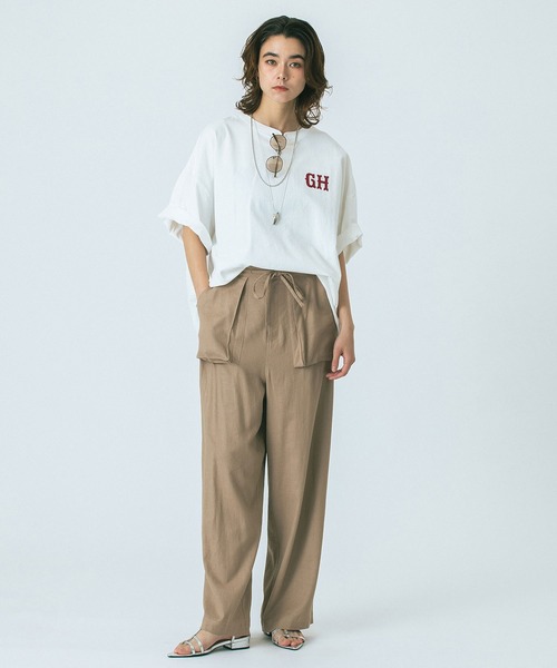 ROSE BUD(ローズバッド)の「(GENE HEAVENS)EMBROIDERY BIG TEE(Tシャツ/カットソー・レディース・ホワイト/チャコール・ONE SIZE)」の3枚目の写真
