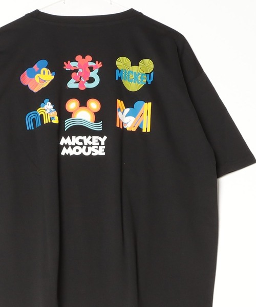 Disney(ディズニー)の「Disney /ディズニー illustrationTシャツ”Micky Friends”(Tシャツ/カットソー・メンズ・B/C/D/A・MEDIUM/LARGE/X-LARGE)」の3枚目の写真