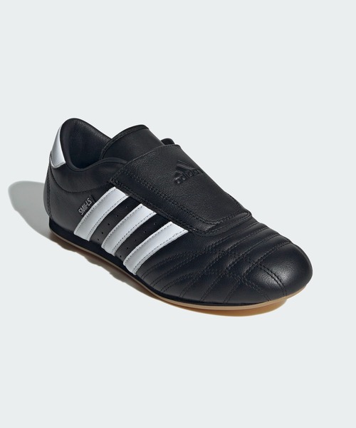 adidas（アディダス）の「【adidas(アディダス)】TAEKWONDO W（スニーカー・レディース・ブラック/ホワイト・23/24/25）」の2枚目の写真