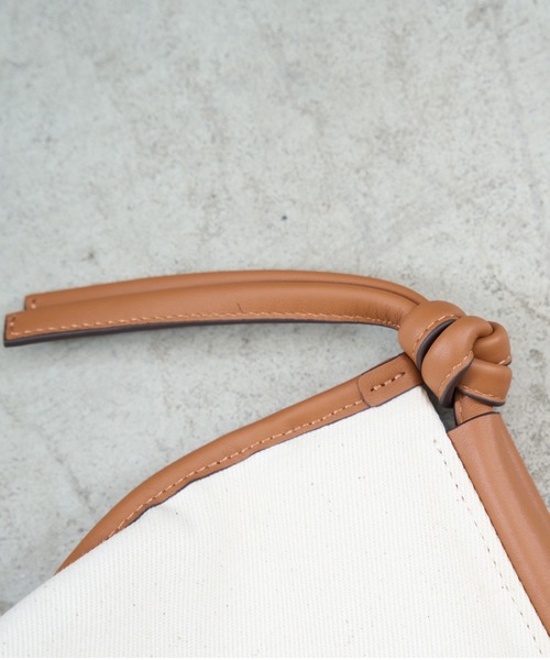 Rouge vif（ルージュヴィフ）の「【SOMEWHERE STUDIO/サムウェア ステュディオ】COTTAGE-TOTE トートバッグ（トートバッグ・レディース・ブラック/キャメル・フリー）」の11枚目の写真