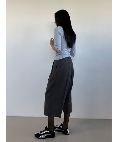 Didot.showroom（ディドット ショールーム）の「【DIDOT.】ツータックワイドミディスラックス（スラックス・レディース・ブラック/ネイビー/チャコール・M/S）」の11枚目の写真