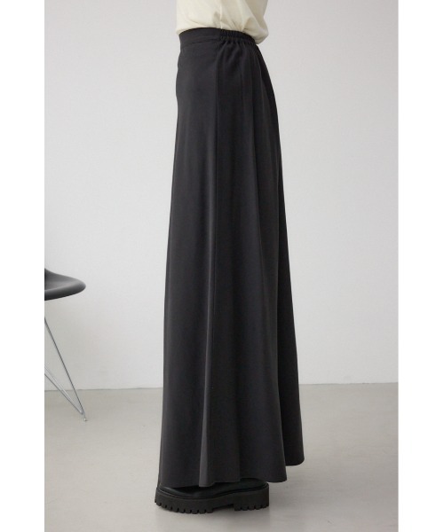 AZUL by moussy（アズールバイマウジー）の「セミフレアスカート（スカート・レディース・ブラウン/ブラック/グレイッシュベージュ・MEDIUM/SMALL）」の8枚目の写真