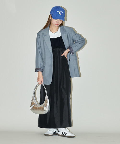 PUBLUX(パブリュクス)の「PUBLUX/パブリュクス 異素材 シャーリング サテン ワンピース 限定展開(ワンピース・レディース・ベージュ/ブラック・フリ-)」の12枚目の写真