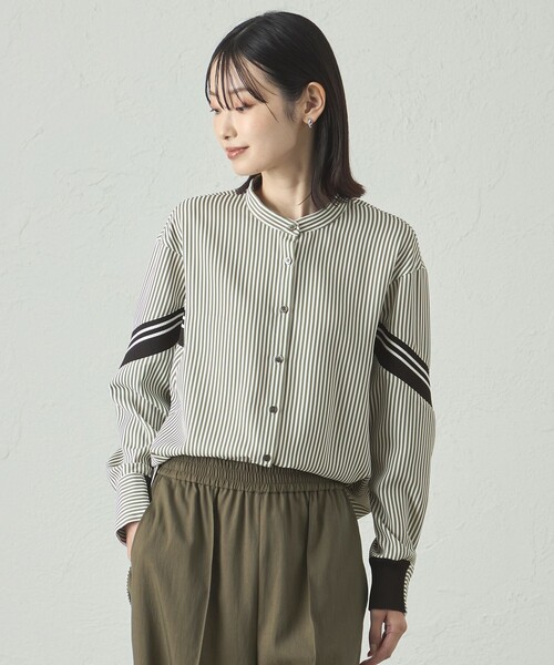 CAST:（キャストコロン）の「【着用しわ軽減/吸水速乾】ニットコンビストライプブラウス（シャツ/ブラウス・レディース・グリーン系その他7/ブルー系その他7・M）」の2枚目の写真