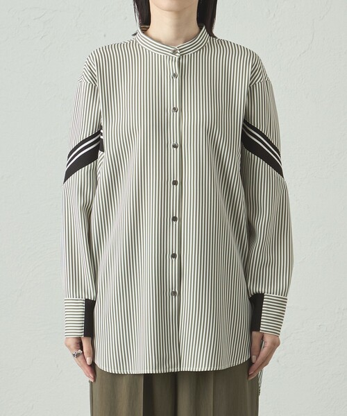 CAST:（キャストコロン）の「【着用しわ軽減/吸水速乾】ニットコンビストライプブラウス（シャツ/ブラウス・レディース・グリーン系その他7/ブルー系その他7・M）」の5枚目の写真