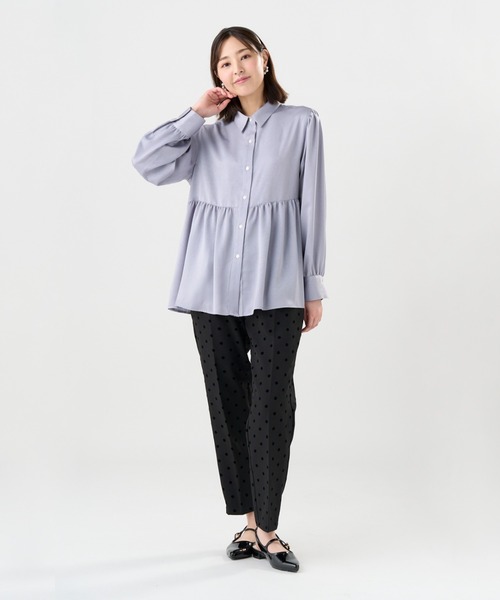 TOKYO SHIRTS（トウキョウシャツ）の「クラッシュスエード ペプラムシャツブラウス 長袖（シャツ/ブラウス・レディース・オフホワイト/グレイッシュブルー/ピンク・M/L）」の8枚目の写真