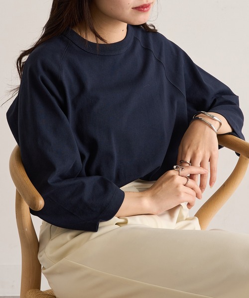 CROSS & STITCH(クロスステッチ)の「【Cross&Stitch】オープンエンド リラックスフィット ラグランTシャツ 七分袖 ロンT OE1250(Tシャツ/カットソー・レディース・ベージュ/ネイビー/ホワイト/ブラック・S/M/L/XL)」の11枚目の写真