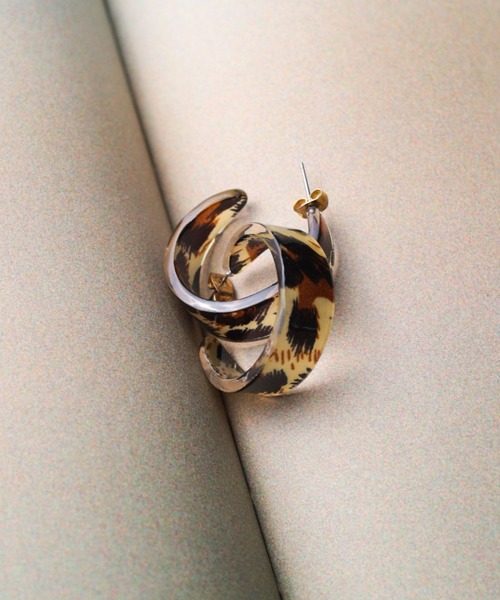 セール】【76】チタンポスト ヒョウ柄フープピアス（ピアス（両