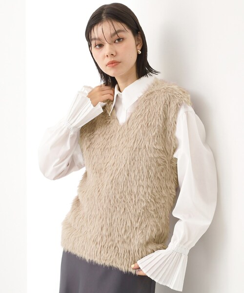 THE SHOP TK （ザ ショップ ティーケー ）の「ふわふわフェザーベスト/洗える（ベスト・レディース・スミクロ/グリーン/ブラウン系・99）」の2枚目の写真