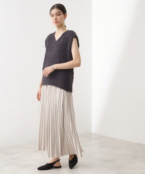 THE SHOP TK （ザ ショップ ティーケー ）の「ふわふわフェザーベスト/洗える（ベスト・レディース・スミクロ/グリーン/ブラウン系・99）」の5枚目の写真