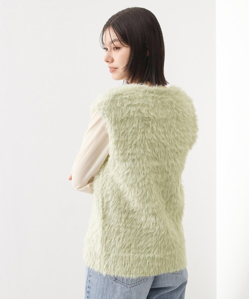 THE SHOP TK （ザ ショップ ティーケー ）の「ふわふわフェザーベスト/洗える（ベスト・レディース・スミクロ/グリーン/ブラウン系・99）」の18枚目の写真