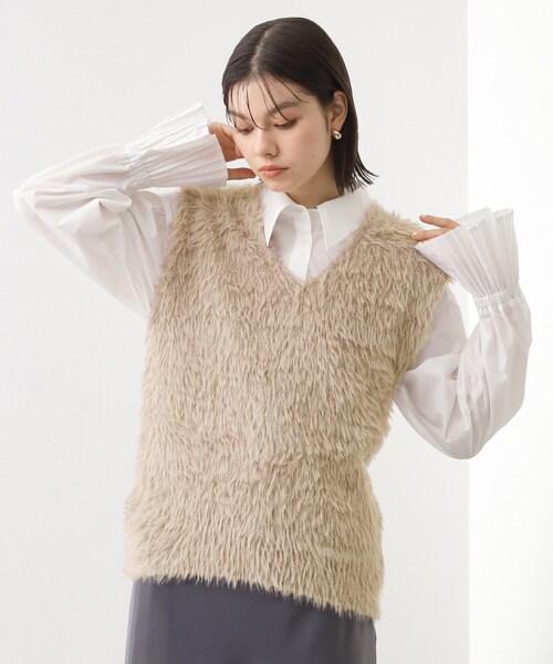 THE SHOP TK （ザ ショップ ティーケー ）の「ふわふわフェザーベスト/洗える（ベスト・レディース・スミクロ/グリーン/ブラウン系・99）」の13枚目の写真