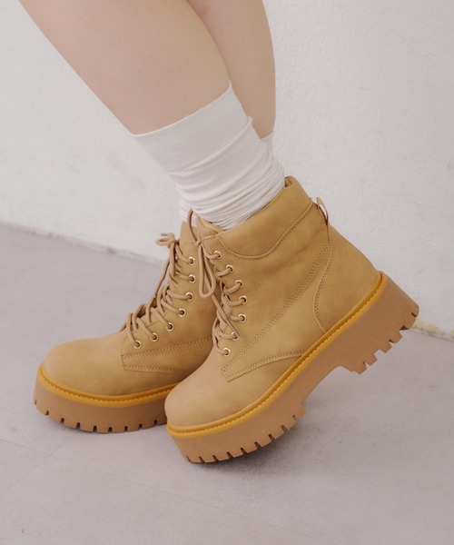 Remind me and forever(リマインドミーアンドフォーエバー)の「レースアップブーツ(ブーツ・レディース・ベージュ/ブラック・SMALL/LARGE/X-LARGE/MEDIUM)」の5枚目の写真