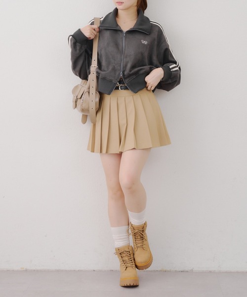 Remind me and forever(リマインドミーアンドフォーエバー)の「レースアップブーツ(ブーツ・レディース・ベージュ/ブラック・SMALL/LARGE/X-LARGE/MEDIUM)」の7枚目の写真