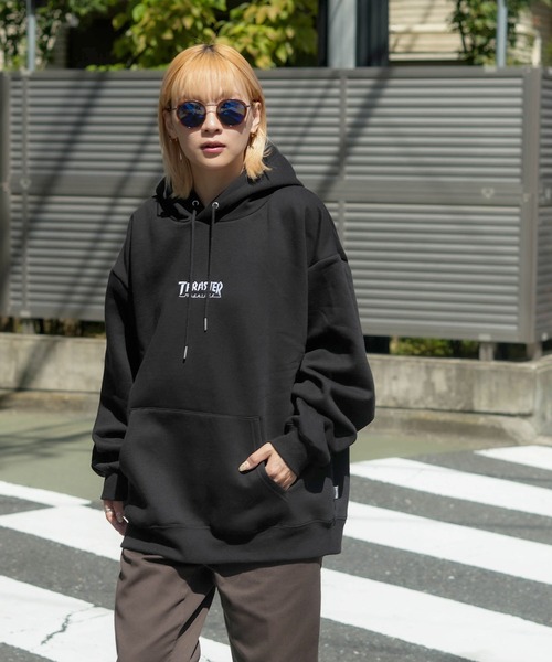 THRASHER(スラッシャー)の「【THRASHER /スラッシャー】ヘビーウェイト ワンポイントフーディ 裏起毛 マグロゴ(パーカー・メンズ・ブラウン/ブラック/グレー・MEDIUM/X-LARGE/LARGE)」の4枚目の写真