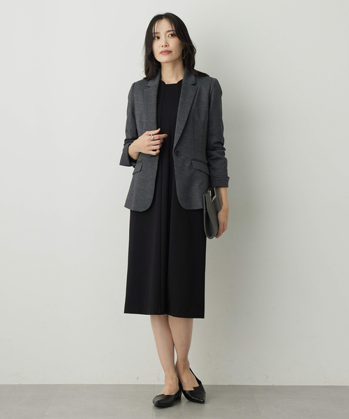 A/C DESIGN BY ALPHA CUBIC（エーシーデザインバイアルファキュービック）の「【アルファブリック】ストレッチタックワンピース【セレモニー対応】（ワンピース・レディース・ブラック・9号/11号/13号）」の3枚目の写真