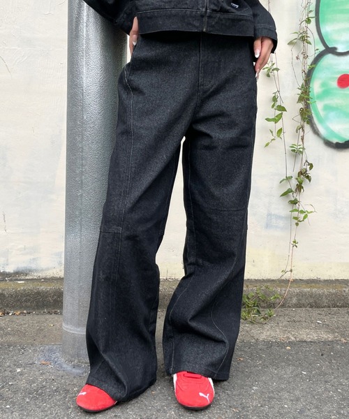 ALAND(エーランド)の「【UNISEX】ALAND/デニムバレルパンツ(デニムパンツ・レディース・ブラック/ブルー・SMALL/LARGE)」の2枚目の写真