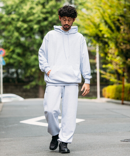 FREAK'S STORE(フリークスストア)の「HEAVY WEIGHT HOODIE 13oz/ヘビーウェイト フーディー/13オンス/リラックスフィット(パーカー・メンズ・その他9/グレー/ライトグレー/オリーブ/ブラック・LARGE/MEDIUM/SMALL)」の9枚目の写真